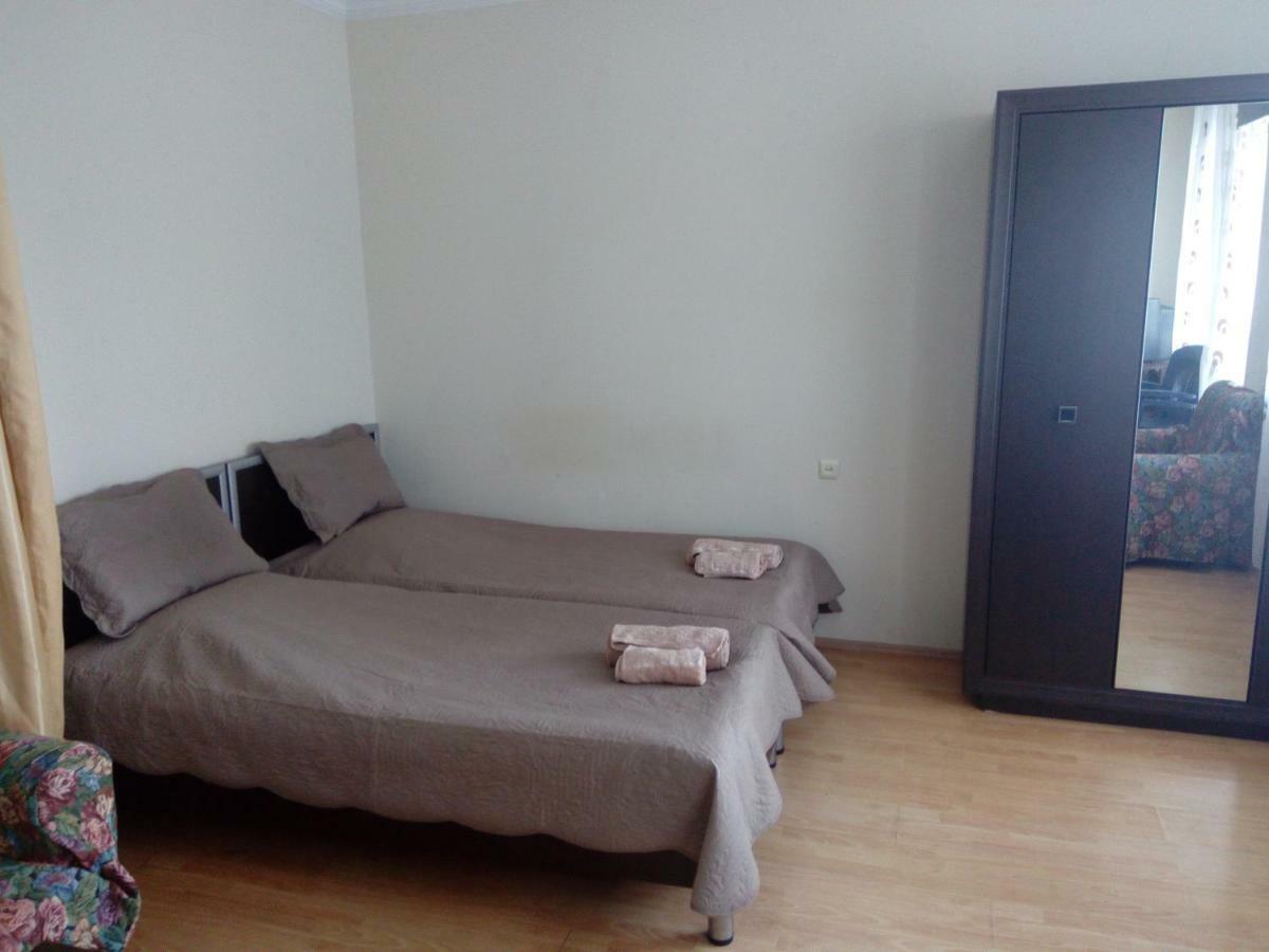 Apartment Khimshiashvili 9 Батуми Экстерьер фото